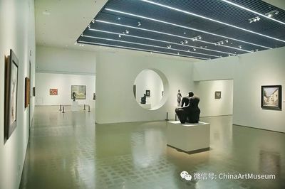 藝術(shù)伉儷聯(lián)袂獻(xiàn)展，時代雋美永駐華宮——邱瑞敏、吳慧明捐贈作品展今起啟幕